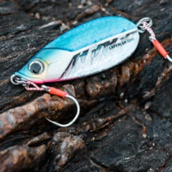 JIG Biastos Slow 90gr BLEU PHOSPHO Pêche Au Jigging -Daiwa Magasin jig biastos slow 90gr bleu phospho peche au jigging 5